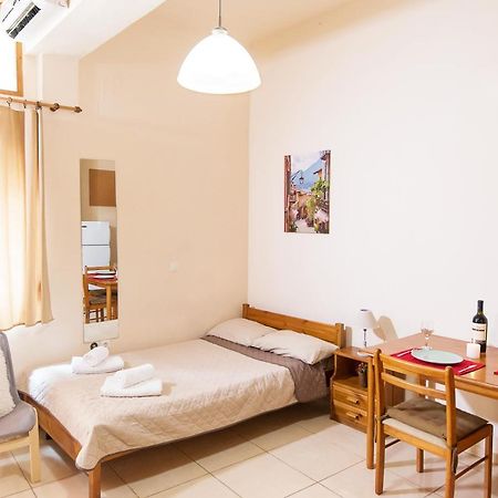 Mat Old Town Apartments A 罗希姆诺 外观 照片