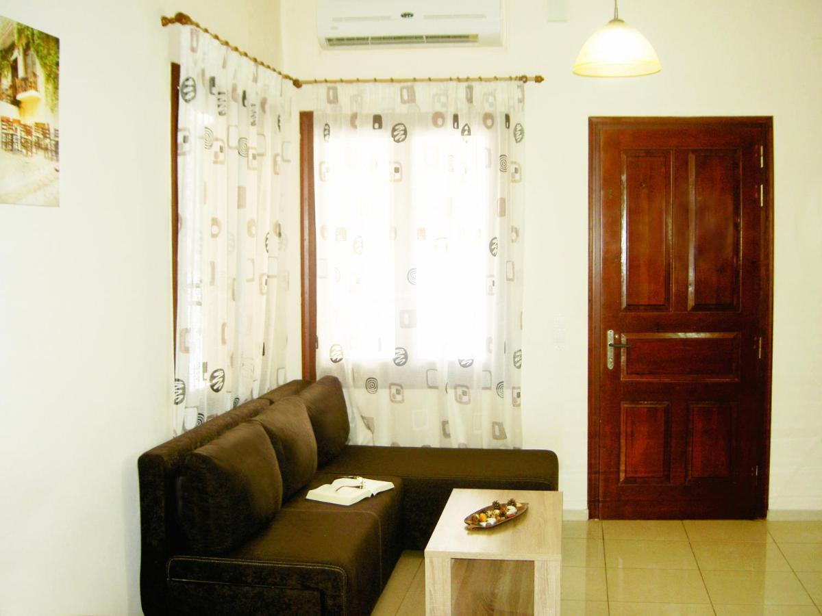 Mat Old Town Apartments A 罗希姆诺 外观 照片