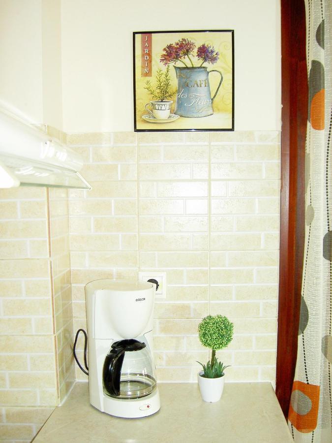 Mat Old Town Apartments A 罗希姆诺 外观 照片